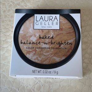 Laura Geller color correcting foundation-light